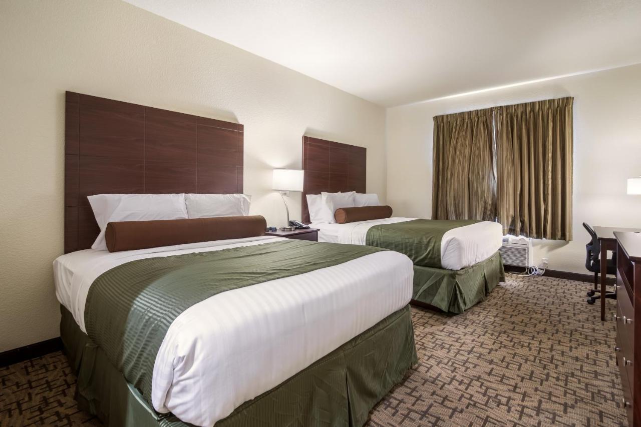 Cobblestone Hotel&Suites - Victor Extérieur photo