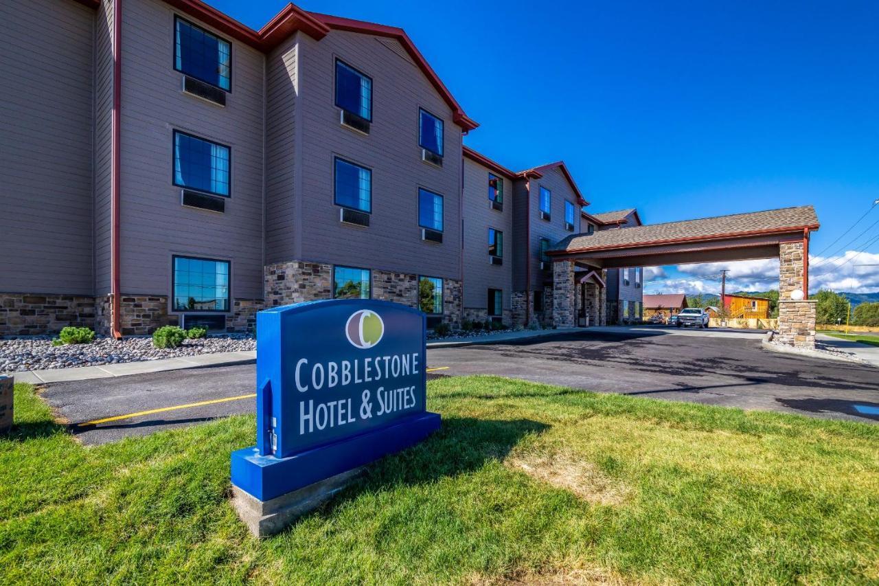 Cobblestone Hotel&Suites - Victor Extérieur photo
